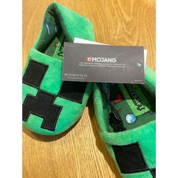 Minecraft CREEPER Slippers for little kid - Picture 3 of 7